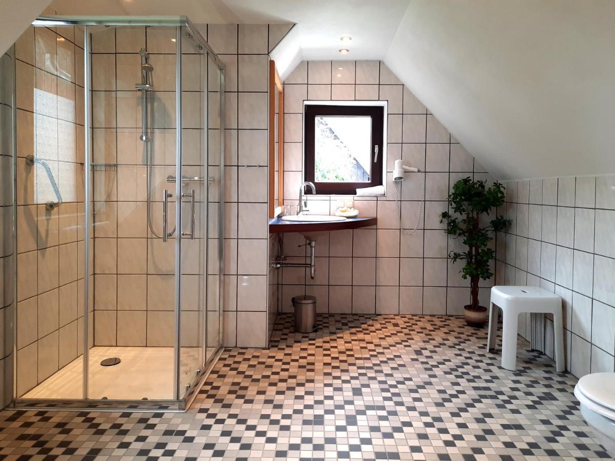 Hotel Vier Spitzen Lauenforde ภายนอก รูปภาพ