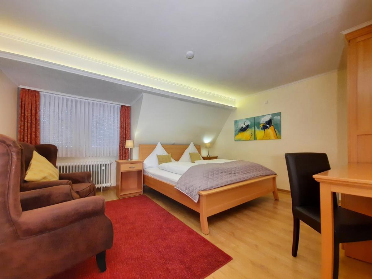 Hotel Vier Spitzen Lauenforde ภายนอก รูปภาพ