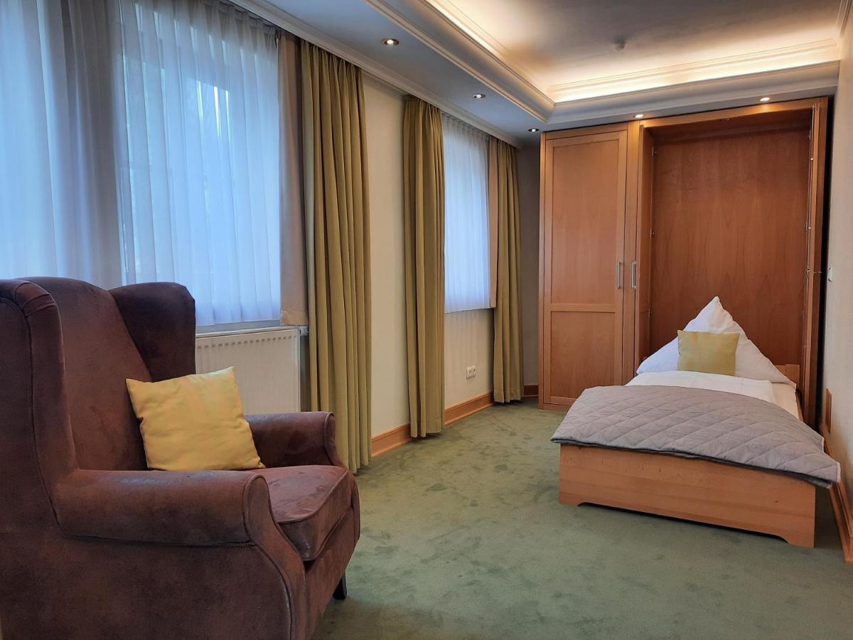 Hotel Vier Spitzen Lauenforde ภายนอก รูปภาพ